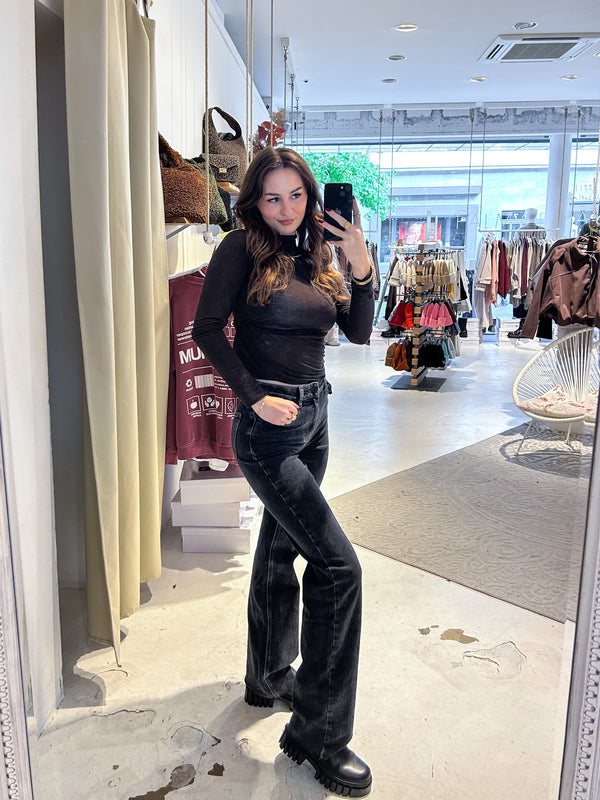 Wide Leg Extra Long Jeans Cut Washed Black