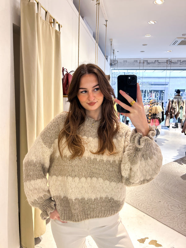 Strickpullover Gestreift mit Rüschen taupe
