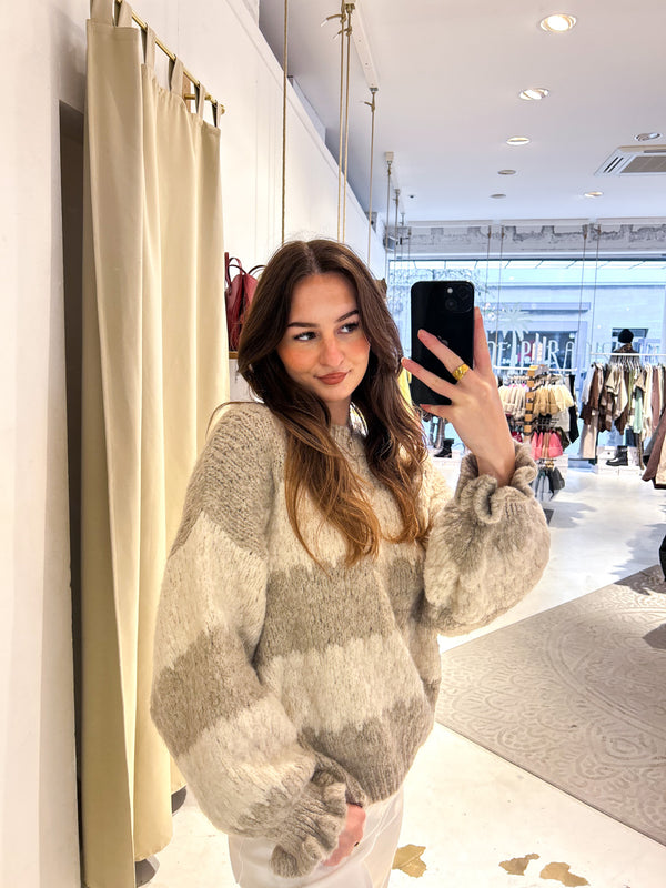 Strickpullover Gestreift mit Rüschen taupe