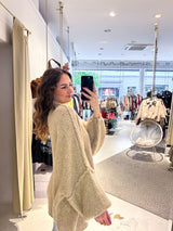 Oversized Strickpullover mit Stehkragen Taupe