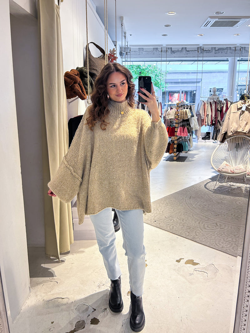 Oversized Strickpullover mit Stehkragen Taupe
