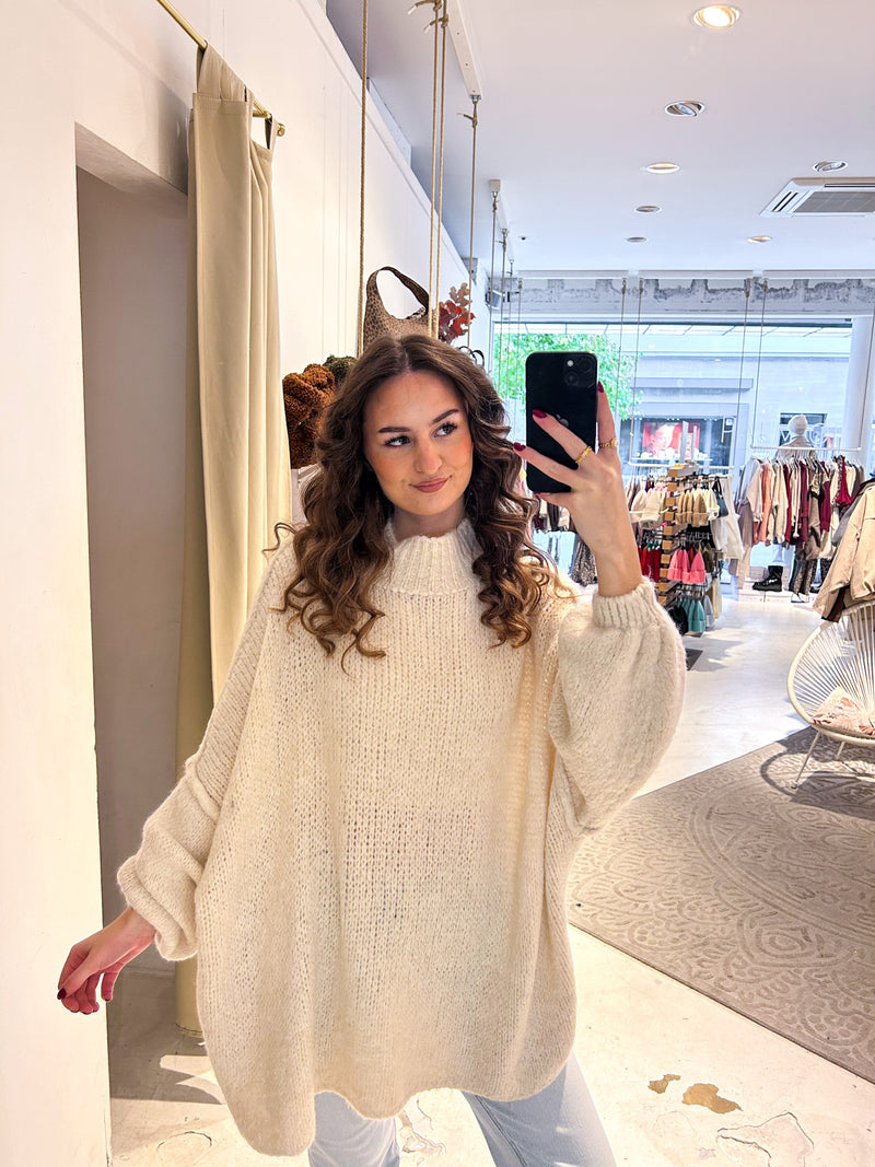 Oversized Strickpullover mit Stehkragen Beige