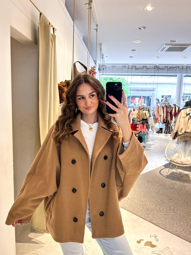 Kurzer Oversized Mantel Camel