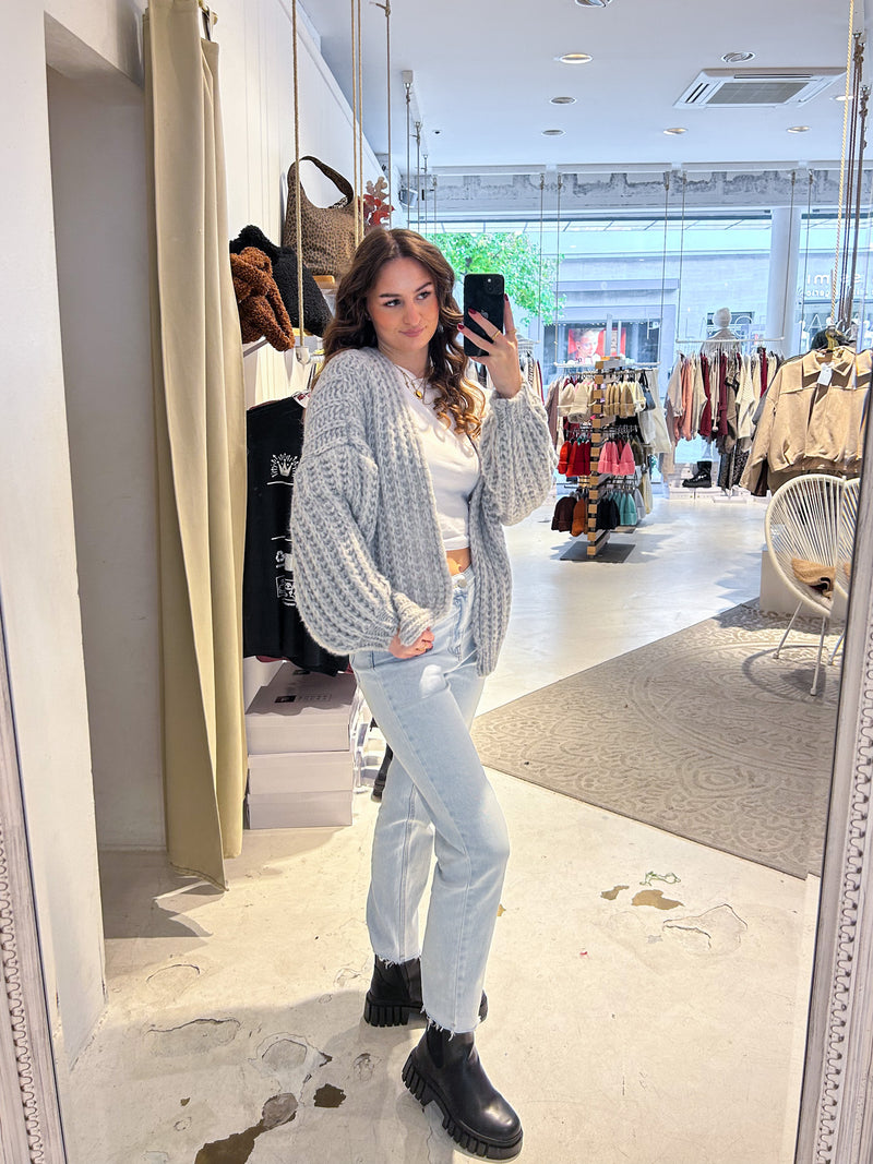 Grobe Strickjacke Grau