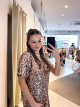 Kleid mit Pailletten Rose