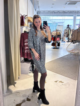 Kleid mit Pailletten Silber