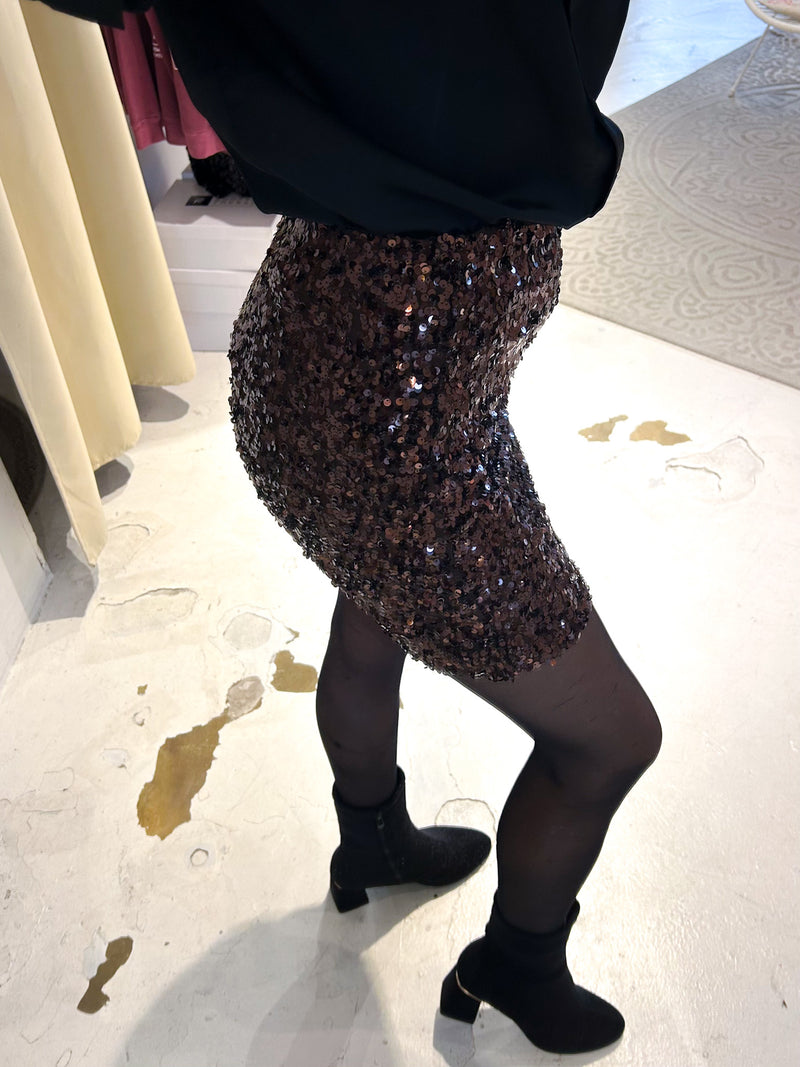 Kurzer Rock mit Pailletten Braun