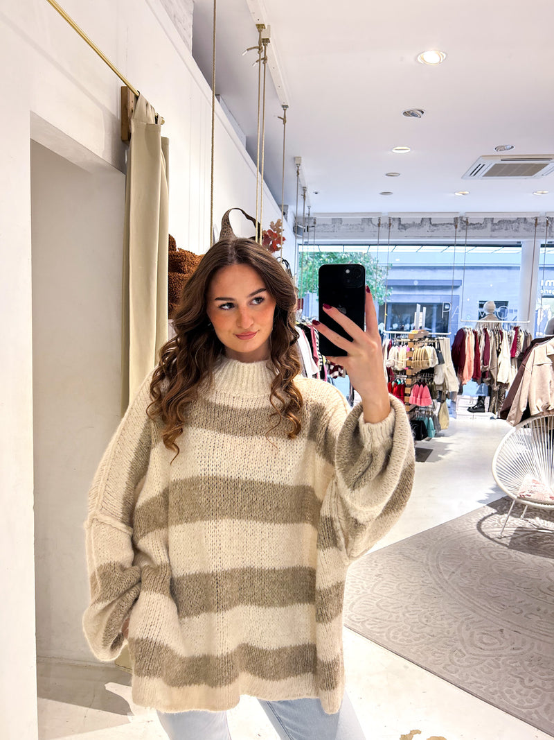 Oversized Strickpullover Gestreift mit Stehkragen Beige