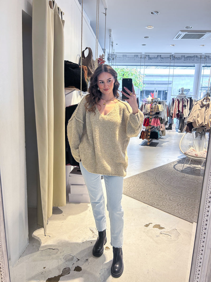 Strickpullover mit V-Ausschnitt Taupe