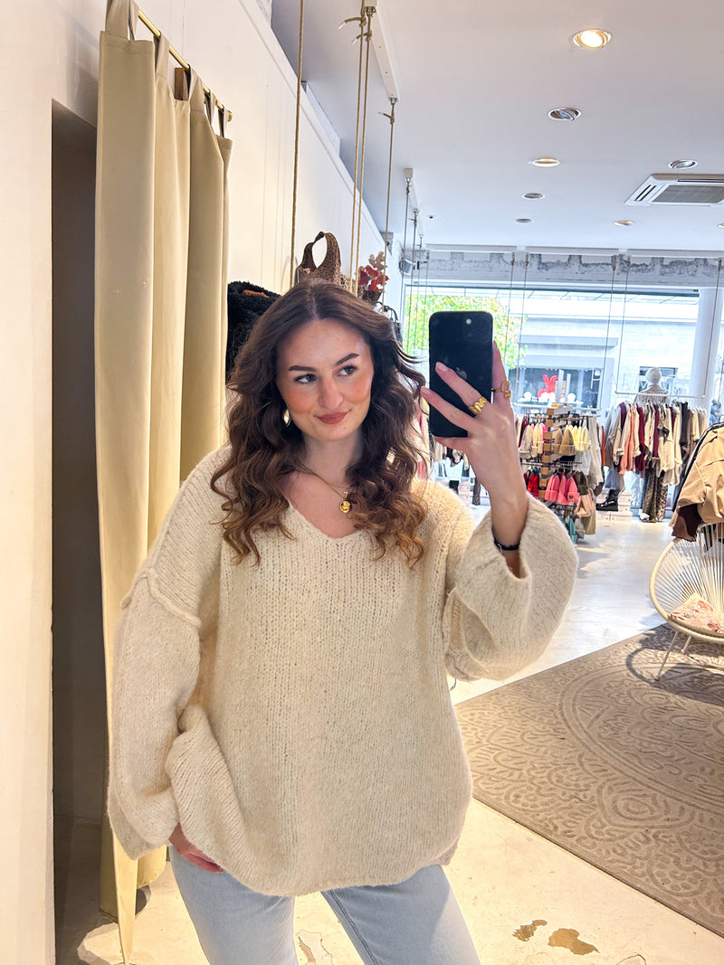 Strickpullover mit V-Ausschnitt Beige