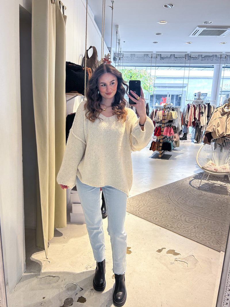 Strickpullover mit V-Ausschnitt Beige