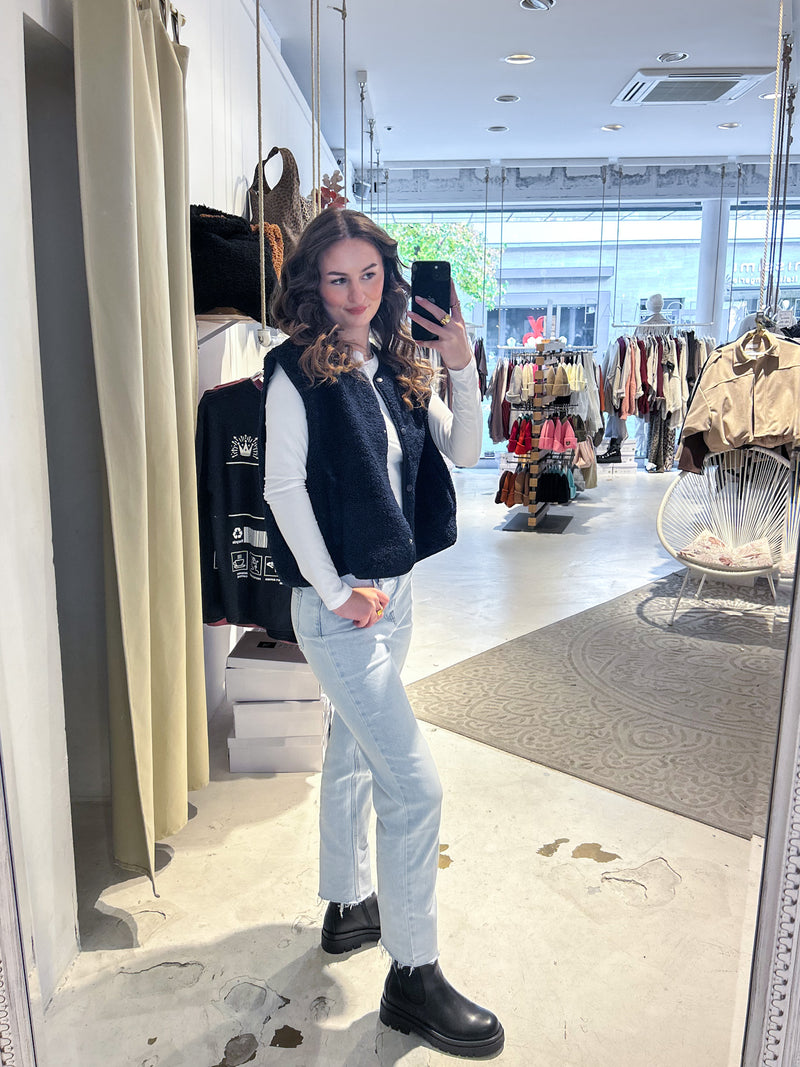 Kurze Teddy Weste mit Knopfleiste Navy