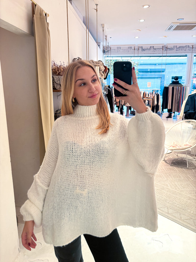 Oversized Strickpullover mit Stehkragen Creme