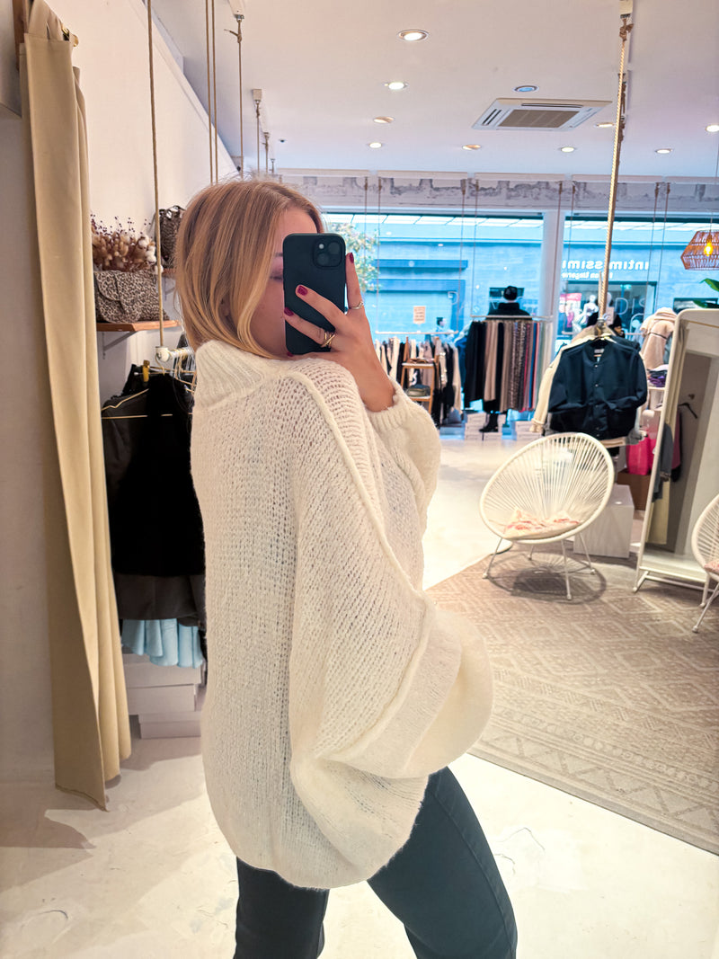 Oversized Strickpullover mit Stehkragen Creme