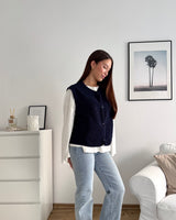 Kurze Teddy Weste mit Knopfleiste Navy