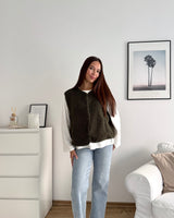 Kurze Teddy Weste mit Knopfleiste Olive