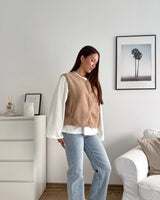 Kurze Teddy Weste mit Knopfleiste Taupe