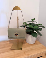 Clutch Bag mit Holzverschluss Hellgrün