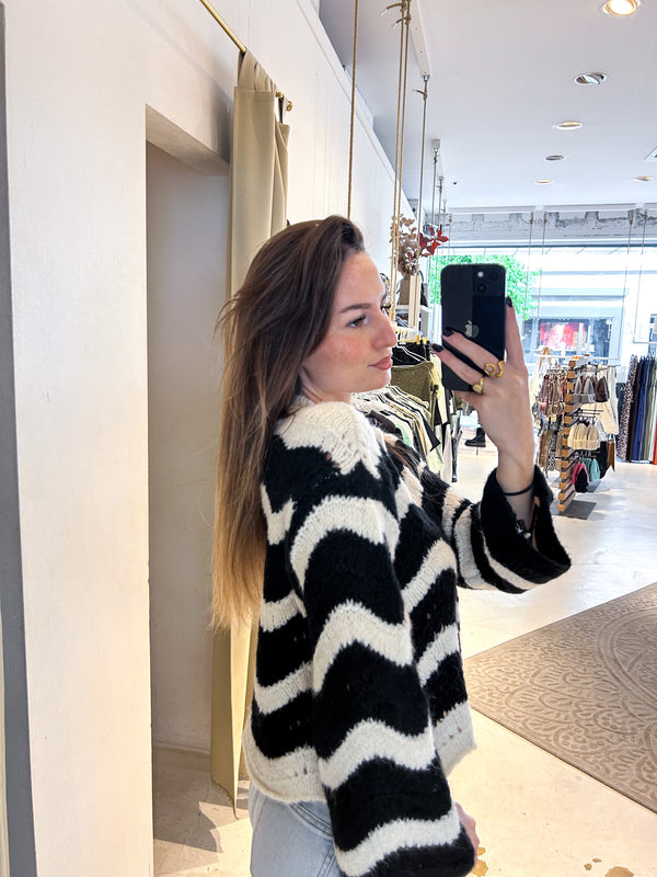 Strickpullover mit Wellenmuster beige/schwarz