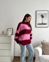 Oversized Strickpullover gestreift Weinrot/Pink
