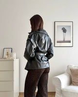 Kurzer Kunstleder Trenchcoat Schwarz