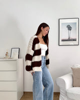 Grobe Strickjacke mit Streifen Braun/Weiß