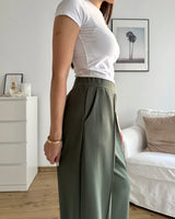 Lockere Stoffhose Olive