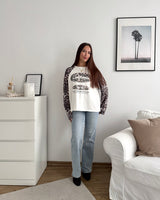 California Sweater mit Leomuster Weiß