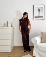 Jumpsuit mit Zierknöpfen Braun