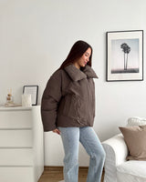 Kurze Oversized Puffer Jacke Taupe