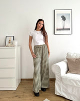 Stoffhose gestreift Strick Olive