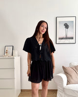 Bluse mit Lochstickerei Schwarz