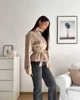 Kurzer Dünner Trenchcoat Beige