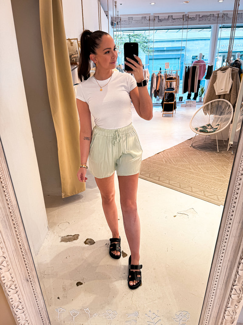 Silky Short Mint