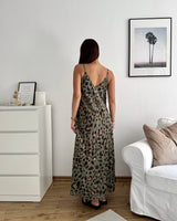 Strandkleid mit Leomuster Olive