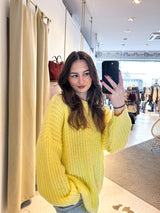 Grober Strickpullover Gelb