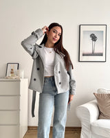Kurzer Trenchcoat Grau