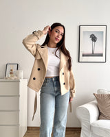 Kurzer Trenchcoat Beige