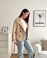 Kurzer Trenchcoat Beige