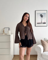 Waffle Bluse mit Schleifen und Streifen Braun