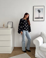 Ballon Strickpullover mit kleinen Herzen Schwarz