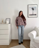 Oversized Strickpullover mit Leomuster Hellbraun/Rosa