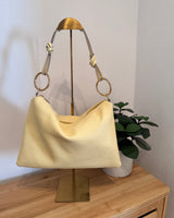 Eckige Schultertasche Gelb