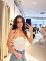 Body mit Rückenausschnitt Weiß