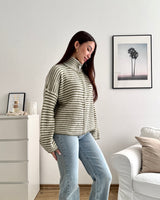 Strickjacke mit Zipper fein gestreift Olive