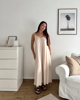 Viskosekleid Beige