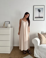 Viskosekleid Beige