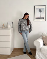 Oversized Strickpullover mit Leomuster Grau/Hellgrau