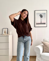 Cropped Bluse mit Knoten Braun