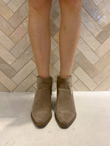 Kurze Stiefelette im Cowboy Stil Taupe